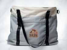Load image into Gallery viewer, Everyone&#39;s SUS Tote Bag - 15L
